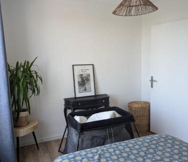 Soupetard Lit Et Petit-Déjeuner | Une chambre à louer