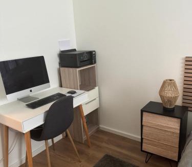 Ablon-sur-Seine Maison | Une Chambre dans un appartement