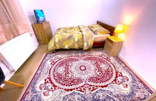 Bondy Maison | une chambre pas loin de paris et airport CDG