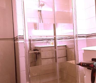 Bondy Maison | une chambre pas loin de paris et airport CDG