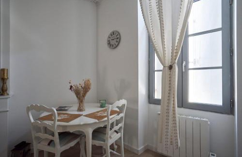 Langon Appartement | Une nuit à Bord de Garonne - WIFI