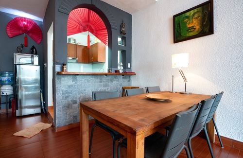 Little Japan Appartement | Une grande maison coloniale française au cœur des événements de Saigon. Meilleur emplacement