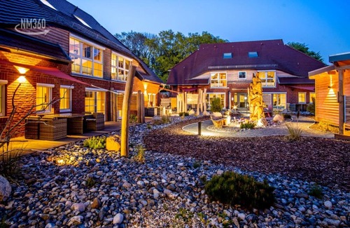 Monchgut-Granitz Appartement | Unforgettable vacation in ODINS HALLE - WE 8, balcony, private beach, sauna