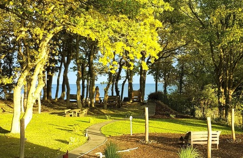 Monchgut-Granitz Appartement | Unforgettable vacation in ODINS HALLE - WE 8, balcony, private beach, sauna