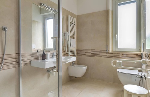 Pavia Auberge | UniHò Hostel