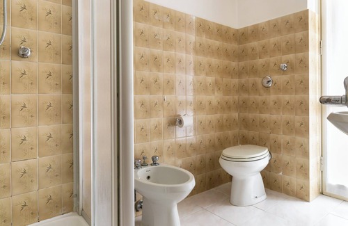 Pavia Auberge | UniHò Hostel
