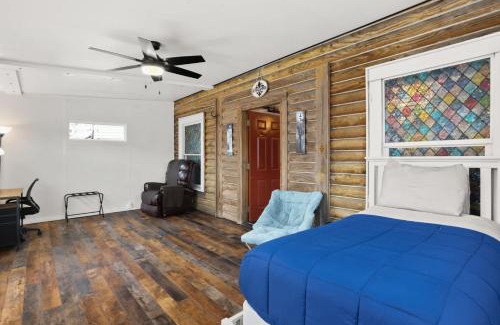 Seventh Ward Maison | Unique 3BD 'Urban Cabin' close to French Quarter