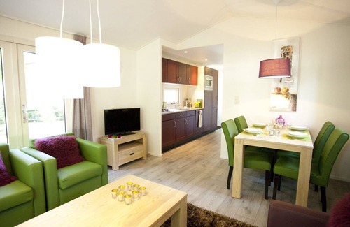 Velsen-Zuid Maison | Unique 4 by Interhome