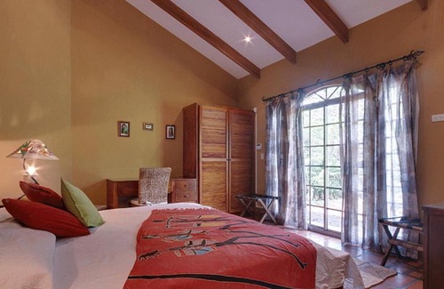 Coyolar Maison | Unique 5 Architectural Homes, Pool & Wi-Fi