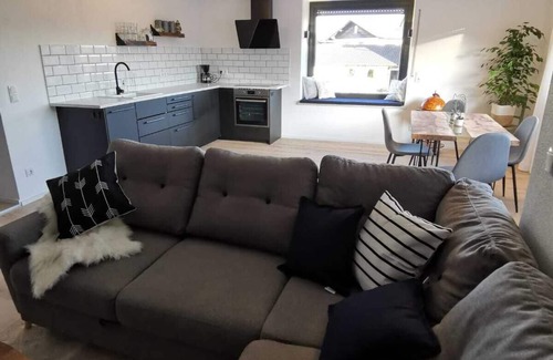 Petting Appartement | Unique and modern apartment with designer bathroom and balcony