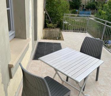 Dampierre-sous-Bouhy Maison | Unique and quiet house with beautiful terrace