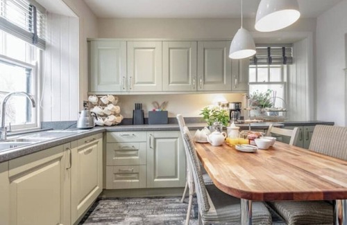 Auchterarder Maison | Unique Arts & Crafts Home in Auchterarder