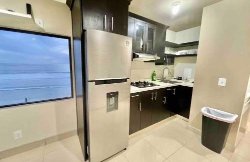 Costa Appartement | Unique Beachfront ocean view lovely 1BD