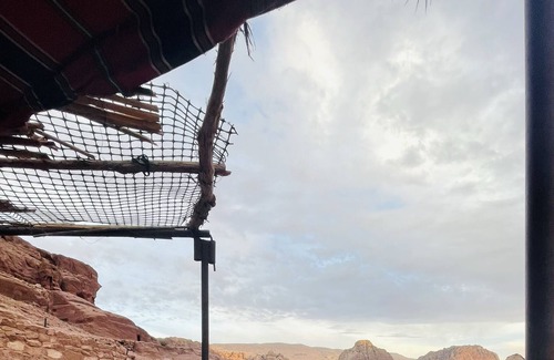 Wadi Musa Lit Et Petit-Déjeuner | Unique Bedouin Cultural Experience inside Petra