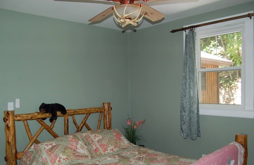 Roanoke Cabine | Unique Cabin private yet 5 minutes to town