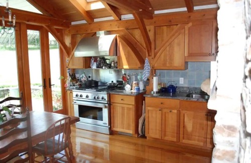 Mercersburg Autre | Unique Colonial Log House Secluded Near White Tail