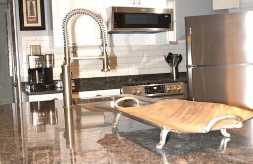 Shreveport Copropriété | Unique, Contemporary Downtown Condo.