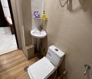 Old Rajinder Nagar Appartement | Unique & Decent Studio Apartment