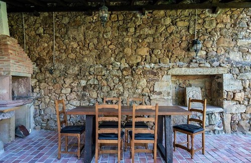 Los Corrales de Buelna Maison | Maison de vacances unique à Los Corrales de Buelna avec solarium