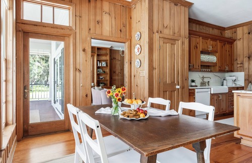 Alachua Autre | Unique Farmstay in Alachua