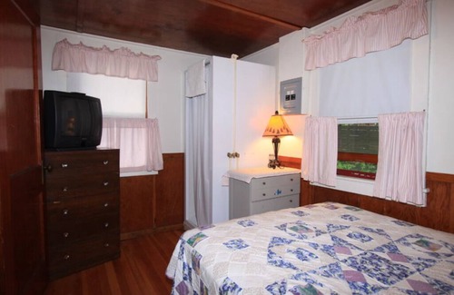 Inlet Cottage | Unique Getaway, Just Steps Away from The Beautiful 4th Lake Here at Stiefvater's