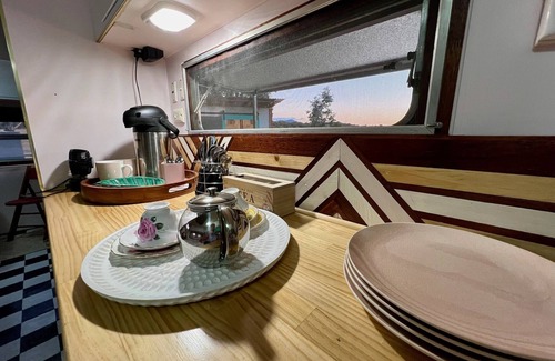 Bonegilla Maison | Unique Hideaway with Peaceful Private views in central heart of north east Vic