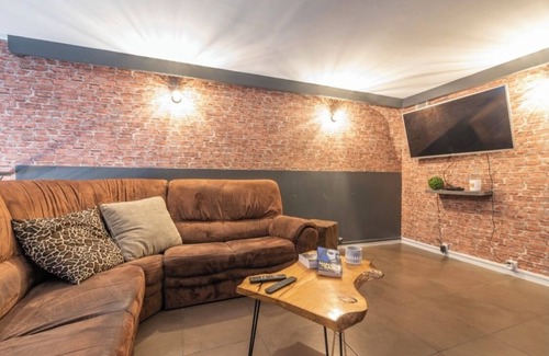 Le Puy-en-Velay Appartement | Unique industrial loft in city center 130m2, 3 bedrooms, ideal for a family