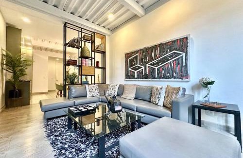 Financial District Appartement | Unique Loft Design, Zona G with Private Terrace