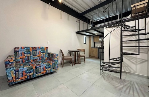 Gustavo A. Madero Appartement | Unique Loft in Ex-Factory: History and Style