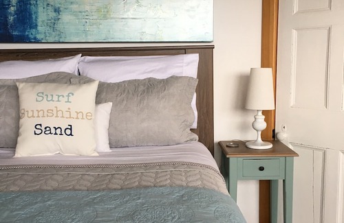 Lunenburg Maison | Unique Oceanview Hilltop Retreat