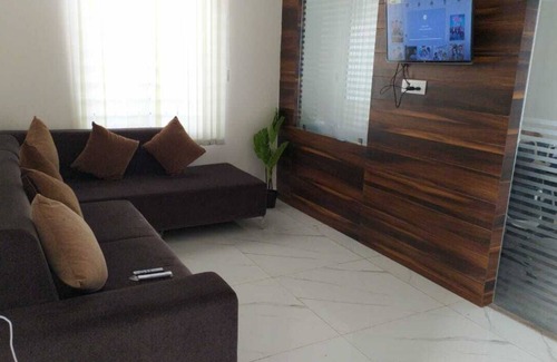 Gachibowli Appartement | Penthouse unique avec jardin vertical au coeur de Gachibowli