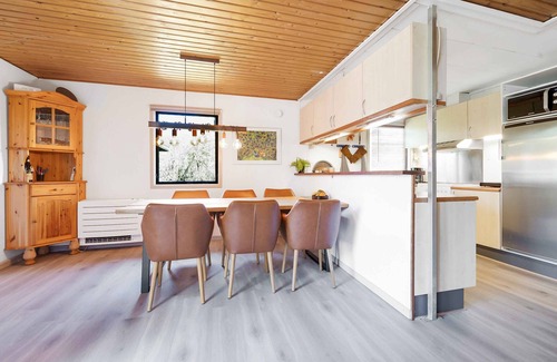 Hoensinge Maison | Unique place with tennis court for the active