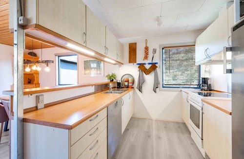 Hoensinge Maison | Unique place with tennis court for the active