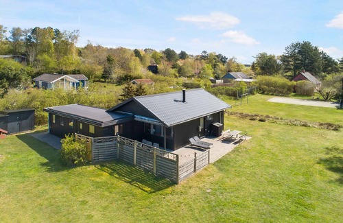 Hoensinge Maison | Unique place with tennis court for the active