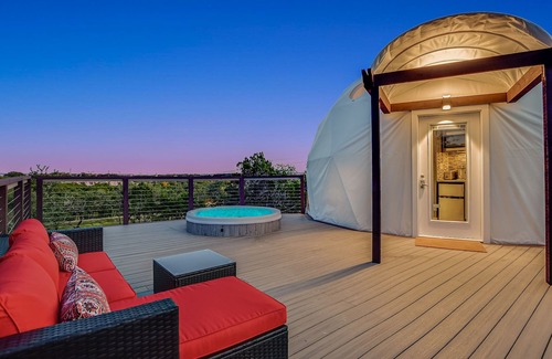 Lago Vista Station Balnéaire | Unique Eco-Glamping Resort in TX Hill country - Pod #4!