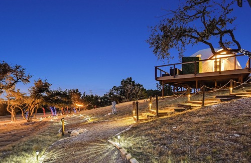 Lago Vista Station Balnéaire | Unique Eco-Glamping Resort in TX Hill country - Pod #4!