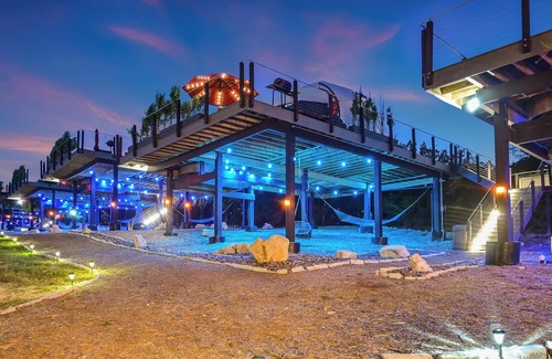 Lago Vista Station Balnéaire | Unique Eco-Glamping Resort in TX Hill country - Pod #4!