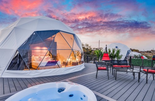 Lago Vista Station Balnéaire | Unique Eco-Glamping Resort in TX Hill country - Pod #8!