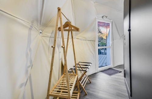 Lago Vista Station Balnéaire | Unique Eco-Glamping Resort in TX Hill country - Pod #10!