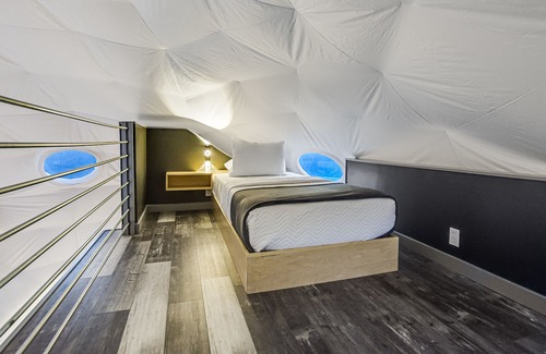 Lago Vista Station Balnéaire | Unique & Plush Eco-Glamping Resort in TX Hill country!