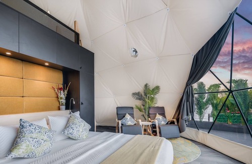 Lago Vista Station Balnéaire | Unique & Plush Eco-Glamping Resort in TX Hill country!