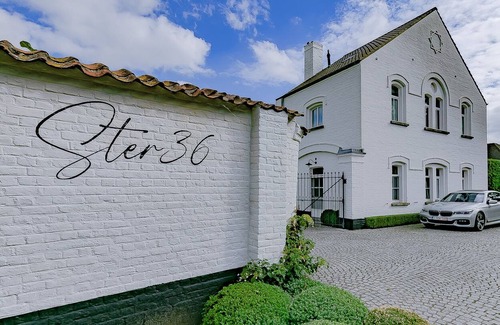 Koekelare Villa | Unique property, in an idyllic location with heated outdoor pool