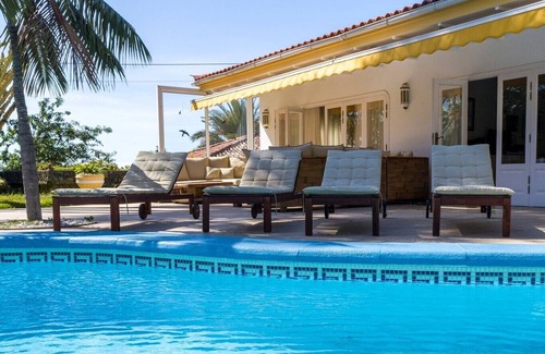 Las Cuevas Villa | Unique property with 2 villas, tennis court & heated swimming pool - ALL PRIVATE