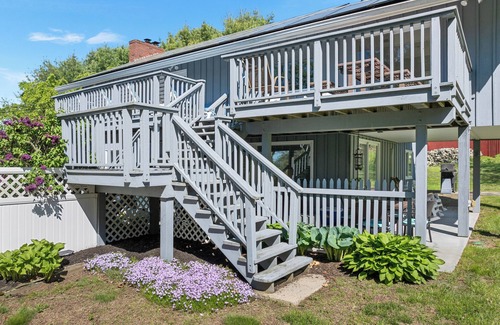 Mystic Maison | Littoral Animaux acceptés 4 chambres contemporain avec confidentialité illimitée & Parking