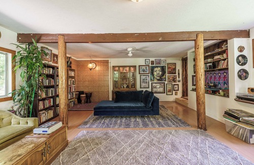 Kalama Cabine | Unique Riverfront Cabin 1 hour north of PDX