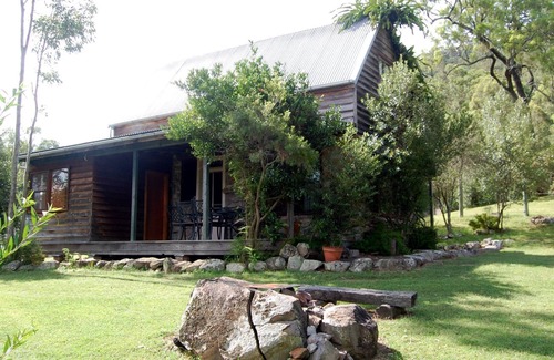 Rosebrook Cottage | Rockhouse unique, jacuzzi privé, vue sur la brousse