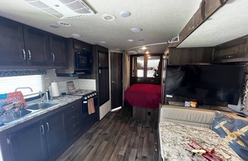 Plymouth Maison | Unique RV Stay on Airport property