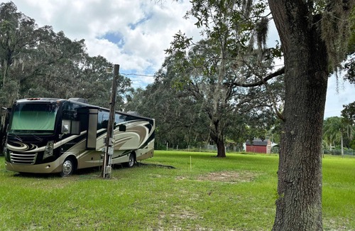 Port Richey Maison | Unique RV Stay with All the Essentials