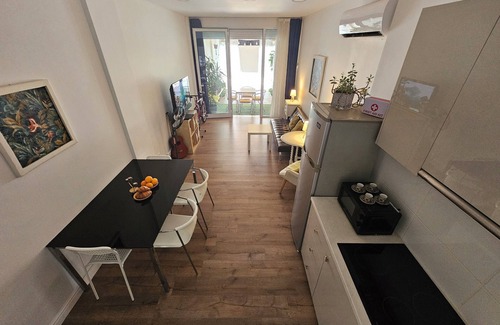 Limassol Appartement | Unique Sea &City Lifestyle studio