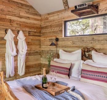 Morval Maison | Unique Secluded Romantic Treehouse in Cornwall, sleeps 2
